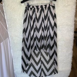 Chevron Print Black White Striped High-Low Skirt